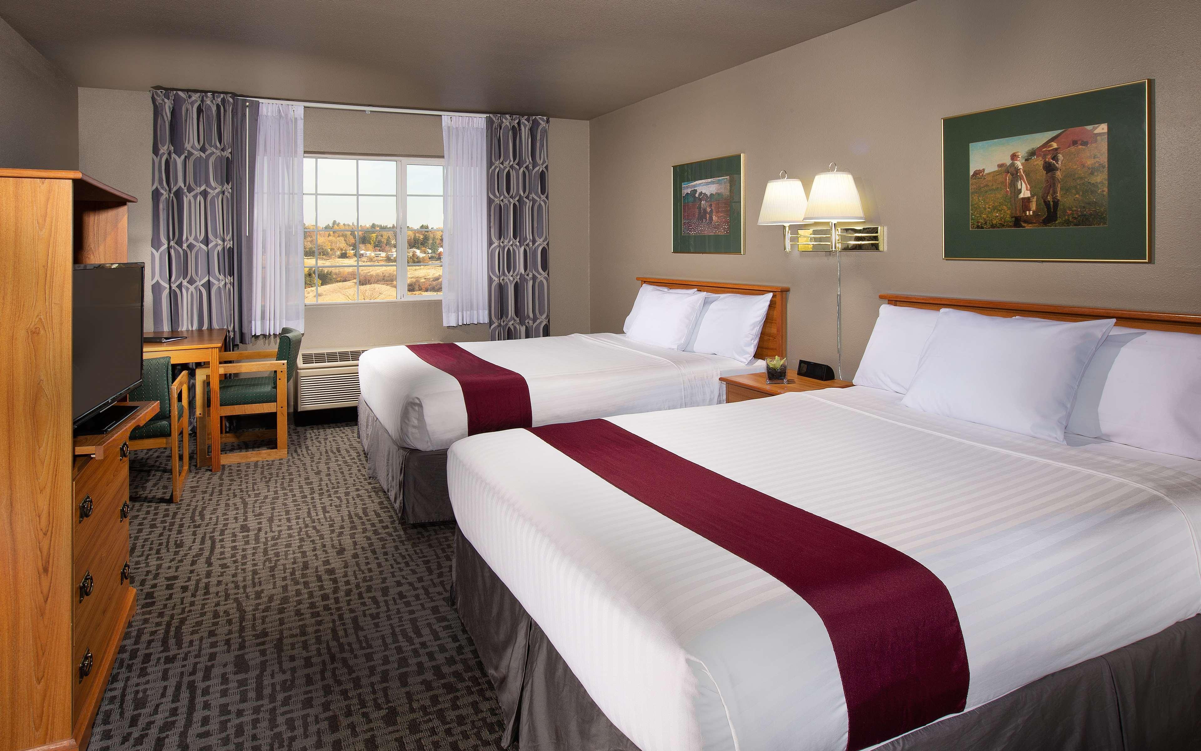 Coast Hilltop Inn Pullman Buitenkant foto